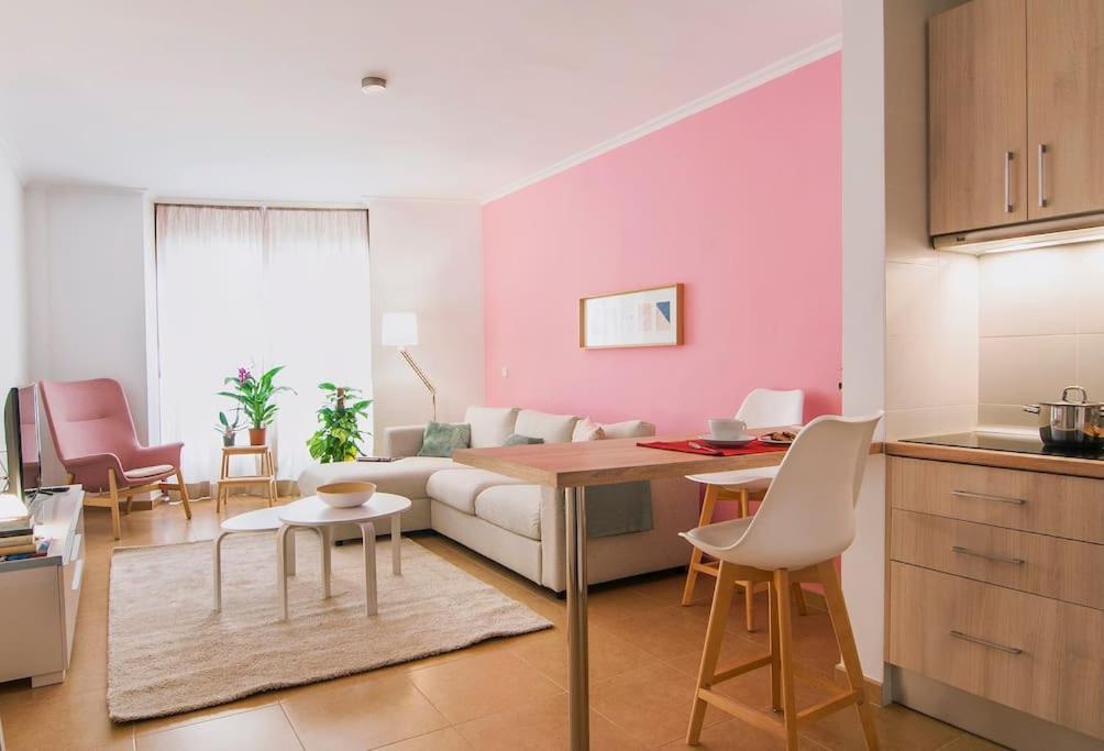 Sentirse En Casa Lejos De Casa. Apartamento 2. Алмерия Екстериор снимка