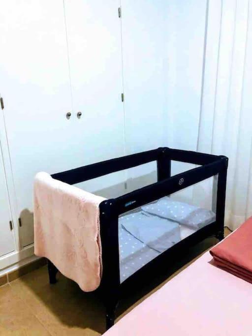 Sentirse En Casa Lejos De Casa. Apartamento 2. Алмерия Екстериор снимка