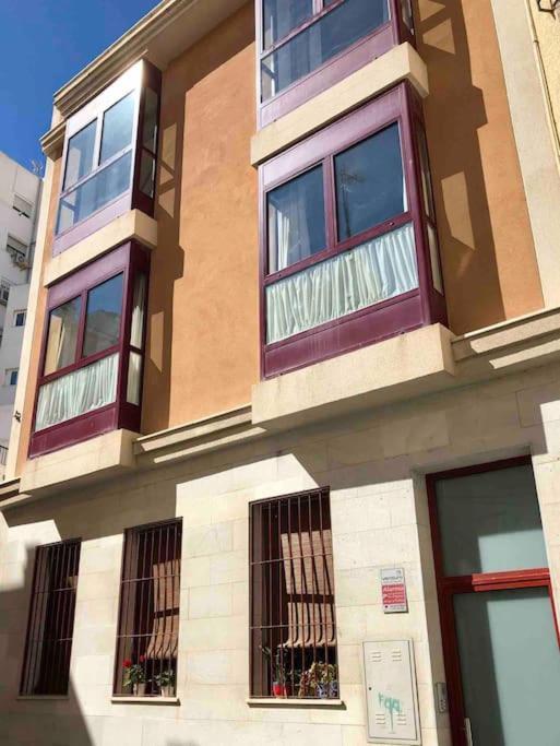Sentirse En Casa Lejos De Casa. Apartamento 2. Алмерия Екстериор снимка