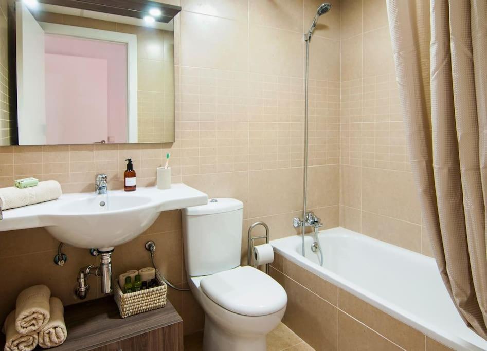 Sentirse En Casa Lejos De Casa. Apartamento 2. Алмерия Екстериор снимка